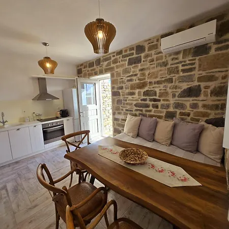 Paros Afrodite Luxury